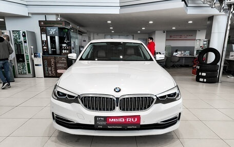 BMW 5 серия, 2018 год, 3 220 000 рублей, 2 фотография