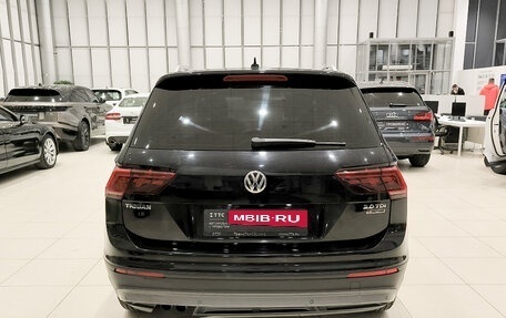 Volkswagen Tiguan II, 2017 год, 2 220 000 рублей, 6 фотография