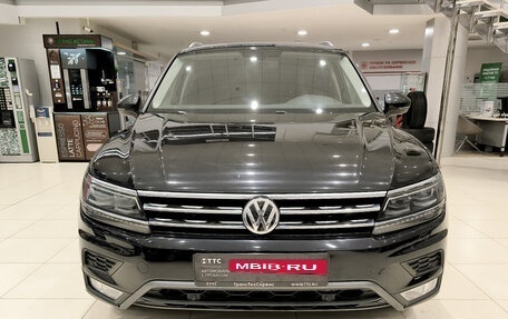 Volkswagen Tiguan II, 2017 год, 2 220 000 рублей, 2 фотография