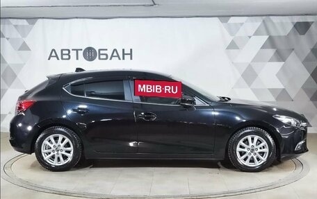 Mazda 3, 2017 год, 1 560 000 рублей, 7 фотография