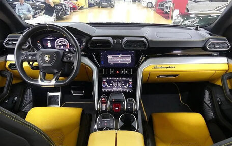 Lamborghini Urus I, 2021 год, 22 087 028 рублей, 6 фотография