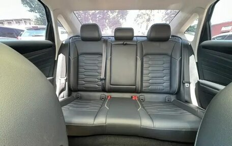 Volkswagen Passat B8 рестайлинг, 2021 год, 1 970 000 рублей, 5 фотография