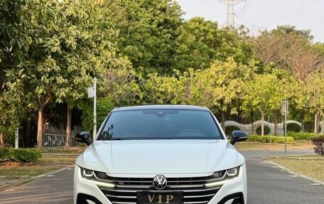 Volkswagen Passat CC, 2021 год, 2 640 000 рублей, 2 фотография