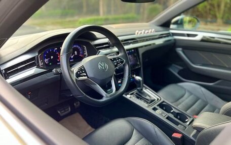 Volkswagen Passat CC, 2021 год, 2 640 000 рублей, 11 фотография