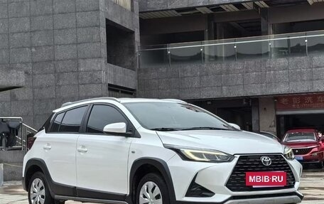 Toyota Yaris XP150 рестайлинг, 2021 год, 1 250 000 рублей, 3 фотография