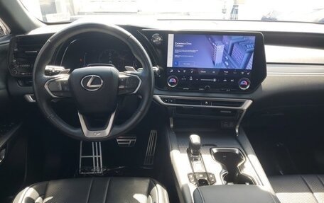 Lexus RX IV рестайлинг, 2022 год, 6 750 000 рублей, 12 фотография