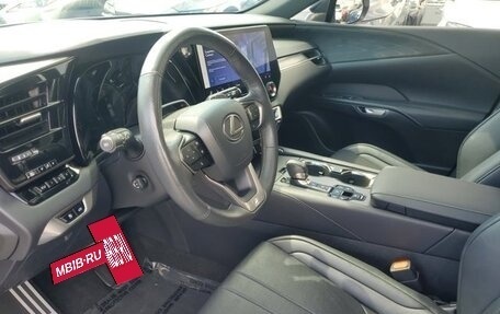 Lexus RX IV рестайлинг, 2022 год, 6 750 000 рублей, 10 фотография