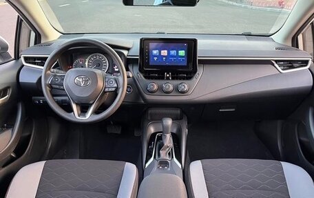 Toyota Corolla, 2024 год, 1 750 000 рублей, 4 фотография