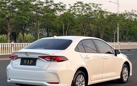 Toyota Corolla, 2024 год, 1 750 000 рублей, 10 фотография