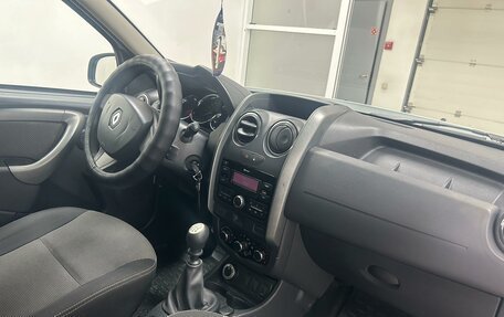 Renault Duster I рестайлинг, 2017 год, 950 000 рублей, 5 фотография