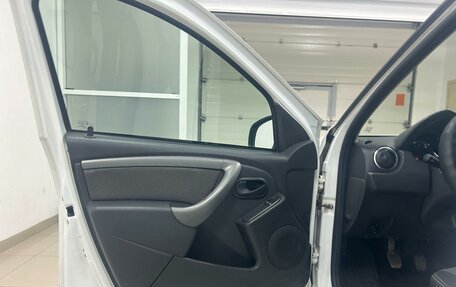 Renault Duster I рестайлинг, 2017 год, 950 000 рублей, 12 фотография