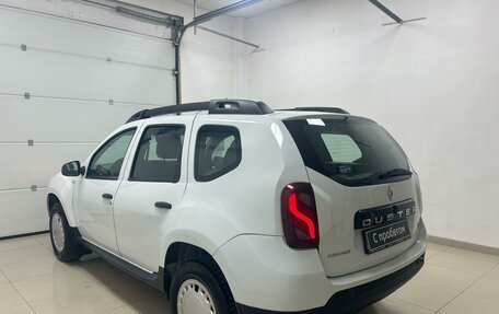 Renault Duster I рестайлинг, 2017 год, 950 000 рублей, 10 фотография