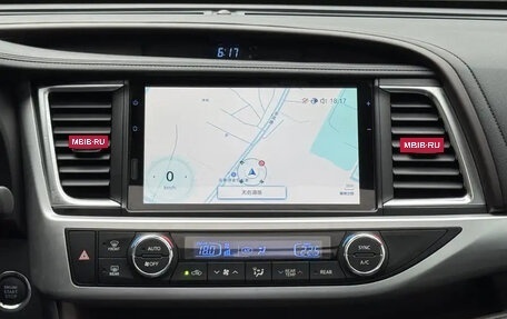 Toyota Highlander III, 2021 год, 2 800 111 рублей, 11 фотография