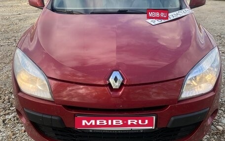 Renault Megane III, 2010 год, 390 000 рублей, 2 фотография