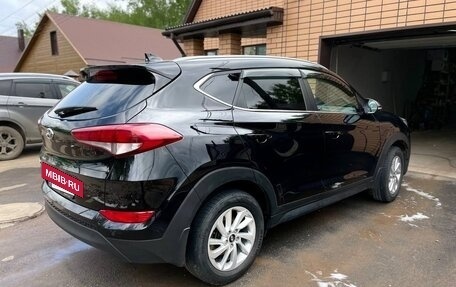 Hyundai Tucson III, 2018 год, 2 200 000 рублей, 3 фотография