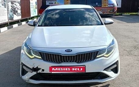 KIA Optima IV, 2018 год, 650 000 рублей, 2 фотография