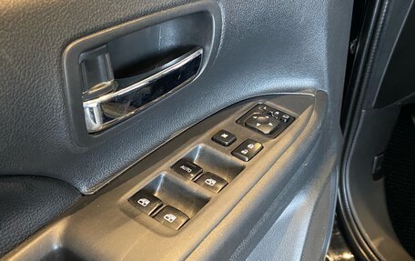 Mitsubishi Outlander III рестайлинг 3, 2015 год, 1 850 000 рублей, 15 фотография