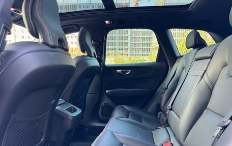 Volvo XC60 II, 2021 год, 2 500 000 рублей, 11 фотография