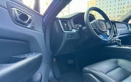 Volvo XC60 II, 2021 год, 2 500 000 рублей, 10 фотография