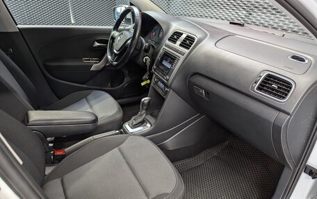 Volkswagen Polo VI (EU Market), 2016 год, 850 000 рублей, 21 фотография