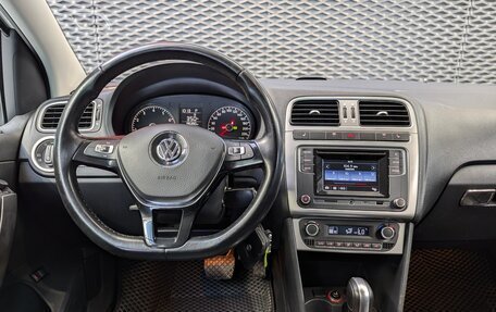 Volkswagen Polo VI (EU Market), 2016 год, 850 000 рублей, 24 фотография