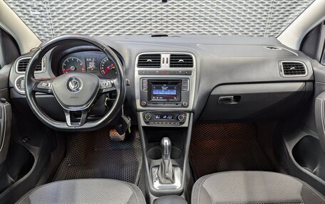 Volkswagen Polo VI (EU Market), 2016 год, 850 000 рублей, 23 фотография
