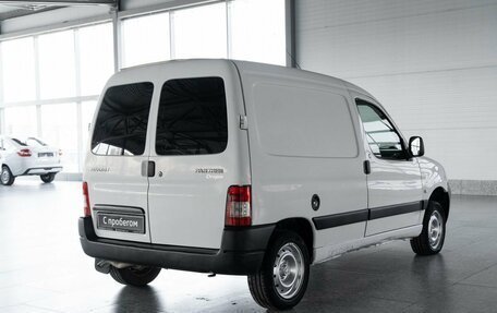Peugeot Partner II рестайлинг 2, 2011 год, 333 000 рублей, 2 фотография