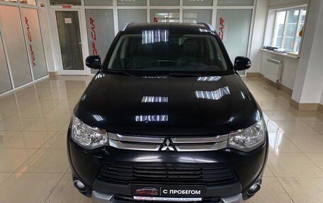 Mitsubishi Outlander III рестайлинг 3, 2014 год, 1 399 999 рублей, 3 фотография