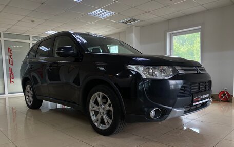 Mitsubishi Outlander III рестайлинг 3, 2014 год, 1 399 999 рублей, 4 фотография