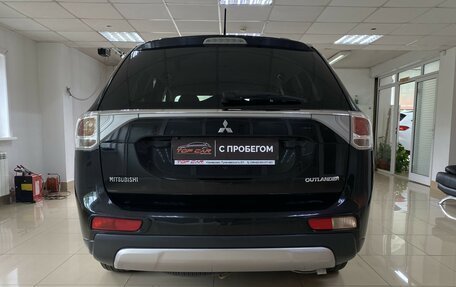 Mitsubishi Outlander III рестайлинг 3, 2014 год, 1 399 999 рублей, 6 фотография