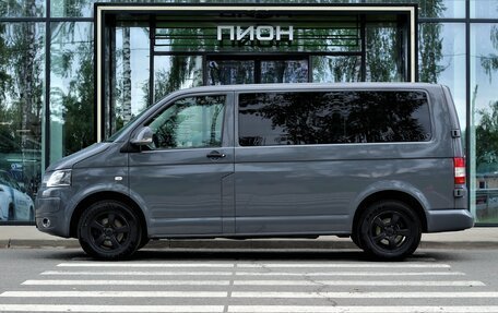 Volkswagen Caravelle T5, 2011 год, 1 600 000 рублей, 2 фотография