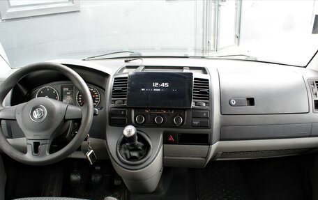 Volkswagen Caravelle T5, 2011 год, 1 600 000 рублей, 7 фотография