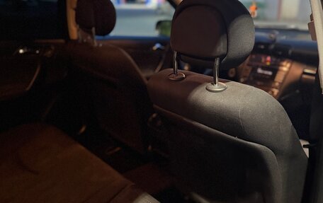 Mercedes-Benz C-Класс, 2004 год, 600 000 рублей, 8 фотография