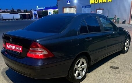 Mercedes-Benz C-Класс, 2004 год, 600 000 рублей, 2 фотография
