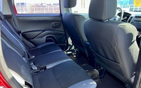 Mitsubishi Outlander III рестайлинг 3, 2009 год, 1 025 000 рублей, 9 фотография