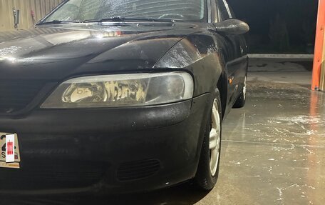 Opel Vectra B рестайлинг, 1996 год, 270 000 рублей, 2 фотография