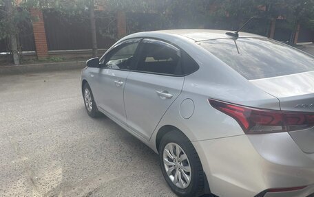 Hyundai Solaris II рестайлинг, 2017 год, 1 257 000 рублей, 3 фотография