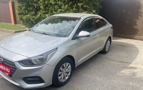 Hyundai Solaris II рестайлинг, 2017 год, 1 257 000 рублей, 4 фотография