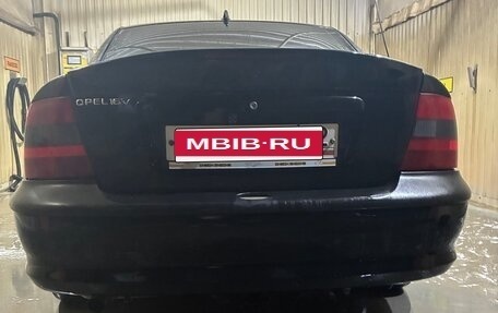 Opel Vectra B рестайлинг, 1996 год, 270 000 рублей, 13 фотография