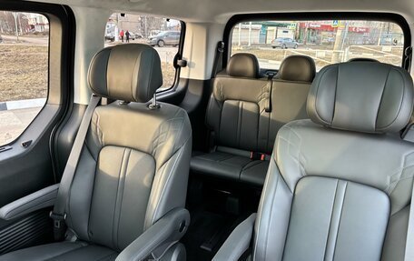 Hyundai Staria, 2024 год, 6 300 000 рублей, 14 фотография