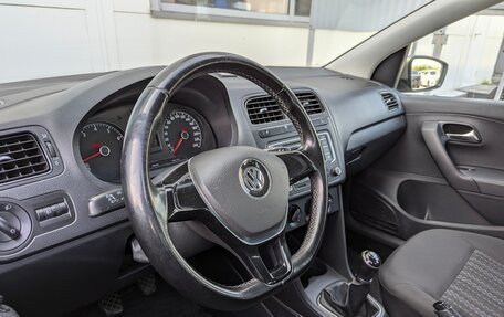 Volkswagen Polo VI (EU Market), 2015 год, 850 000 рублей, 7 фотография