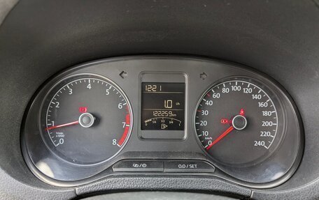 Volkswagen Polo VI (EU Market), 2015 год, 850 000 рублей, 18 фотография