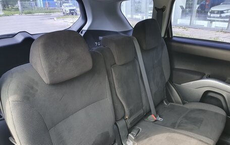 Mitsubishi Outlander III рестайлинг 3, 2007 год, 899 000 рублей, 9 фотография