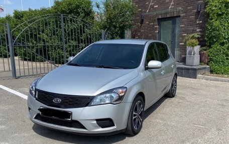 KIA cee'd I рестайлинг, 2010 год, 720 000 рублей, 10 фотография