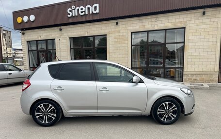 KIA cee'd I рестайлинг, 2010 год, 720 000 рублей, 4 фотография