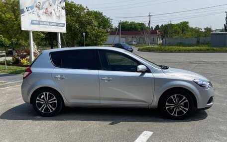 KIA cee'd I рестайлинг, 2010 год, 720 000 рублей, 11 фотография