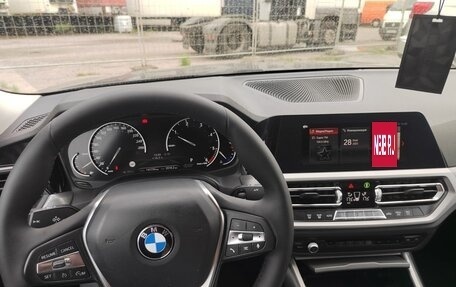 BMW 3 серия, 2019 год, 2 399 000 рублей, 16 фотография