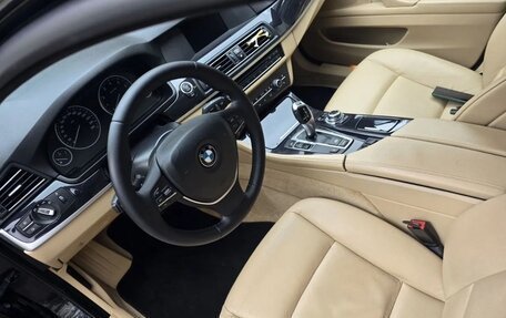 BMW 5 серия, 2013 год, 1 500 000 рублей, 10 фотография