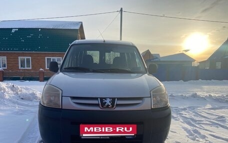 Peugeot Partner II рестайлинг 2, 2009 год, 450 000 рублей, 4 фотография