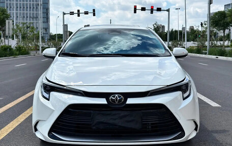 Toyota Corolla, 2024 год, 2 175 000 рублей, 2 фотография